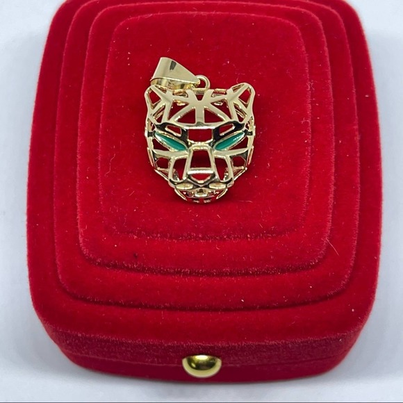 Panther Head Pendant 18k Saudi Gold - Picture 1 of 7